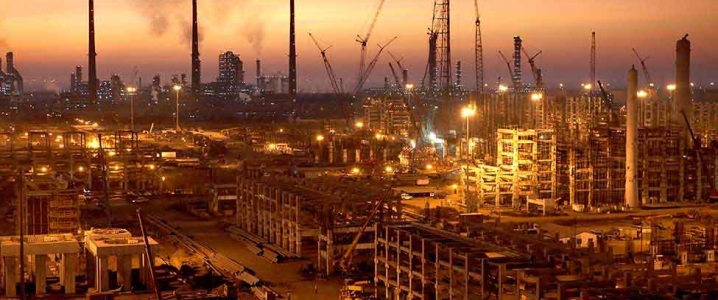Nhiên liệu Trung Quốc thừa mứa gây sức ép cho các nhà máy lọc dầu Châu Á
